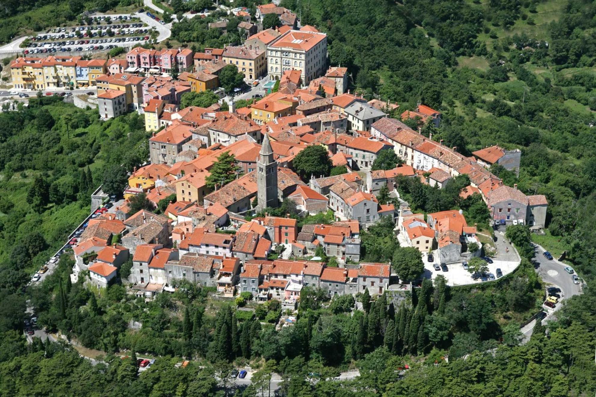 Mirakul Residence Labin  Bagian luar foto
